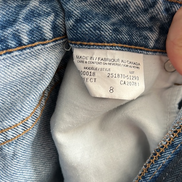 Vintage Tommy Hilfiger Straight leg light wash jeans size 8 - Picture 9 of 9